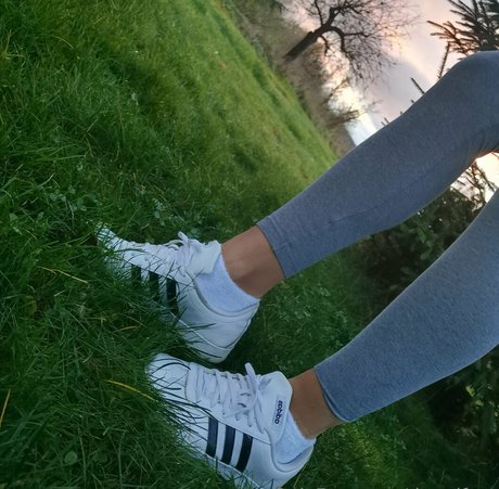 Dmndfeet