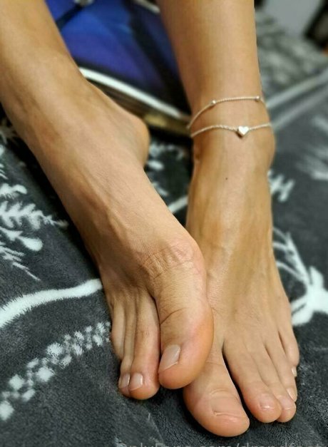 Dmndfeet
