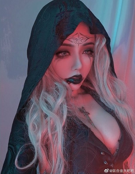 Titi Cosplay