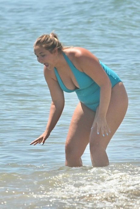 Naken lekkede OnlyFans-bilde av Jacqueline Jossa