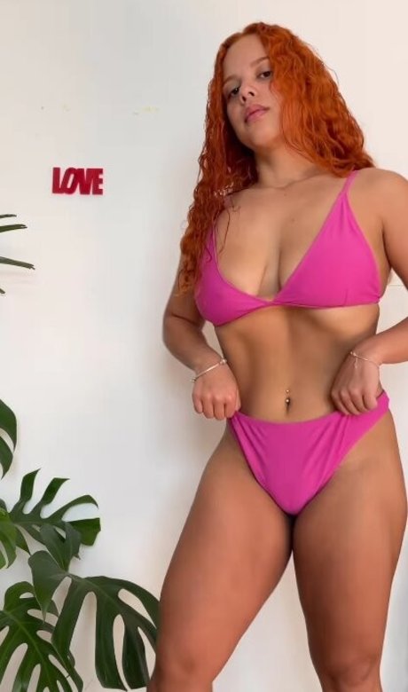 Naken läckt OnlyFans-bild av Gostosas Do Mackenzie