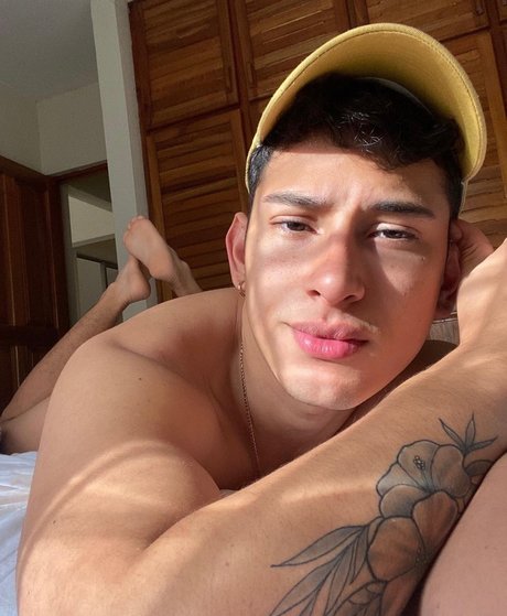Naken läckt OnlyFans-bild av Xan