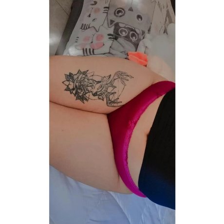 Naakte gelekte OnlyFans-foto van Meli