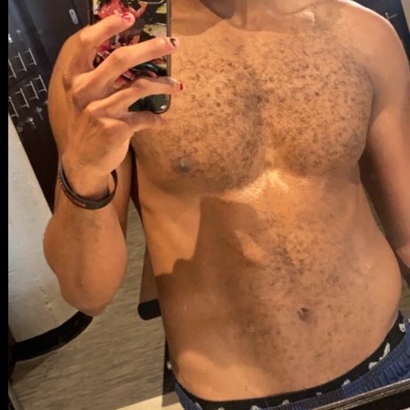 Naken läckt OnlyFans-bild av Dean
