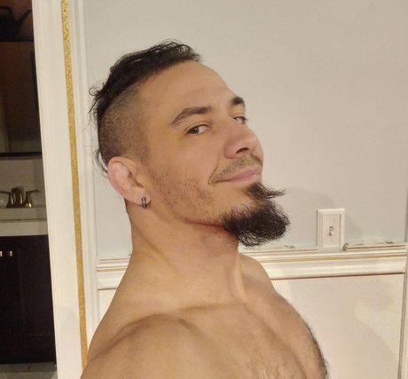 Foto desnuda filtrada de OnlyFans de Diablowrestler