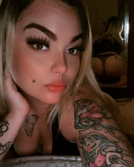 Reign De La Cruz