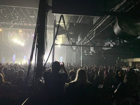 Naakte gelekte OnlyFans-foto van Red