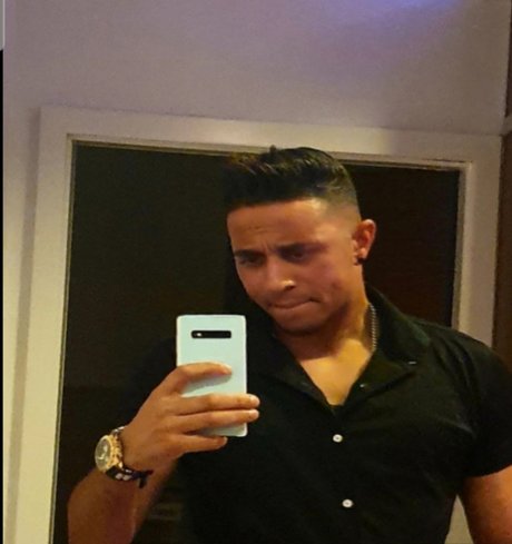 Naken läckt OnlyFans-bild av Romeo Diamonds