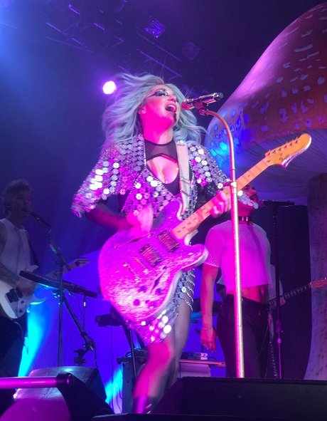 Kesharose