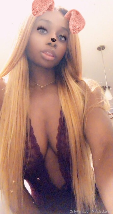 Kinsleykarter  nude leaked OnlyFans photo