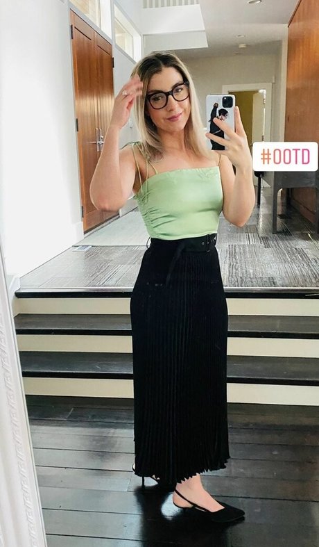 Обнаженная фотография утечки OnlyFans от Rebecca Ford