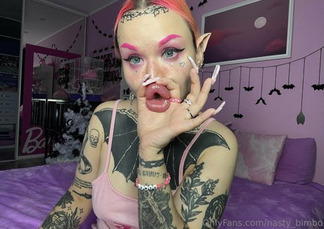 Nastybimbo