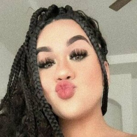 Naken läckt OnlyFans-bild av Morebrittcuadra