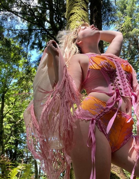 Lilpinkalien
