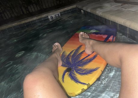 Ayishadiazfeet