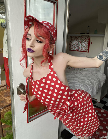 Lola Fae