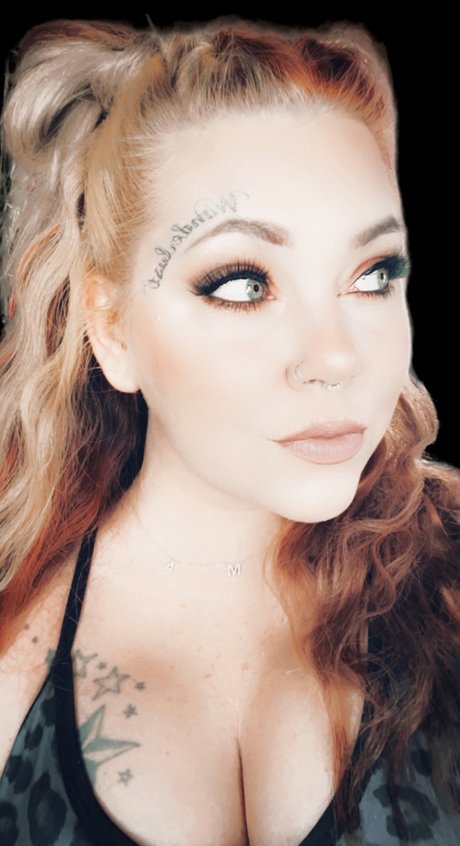Naken läckt OnlyFans-bild av Priss