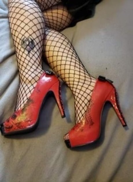 Naken läckt OnlyFans-bild av Mistress Of Heels And More