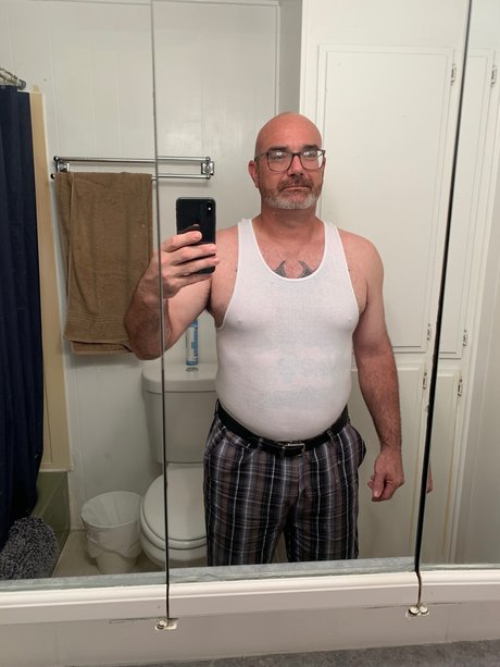 Naken läckt OnlyFans-bild av Ted
