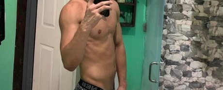 Naken läckt OnlyFans-bild av Dilan