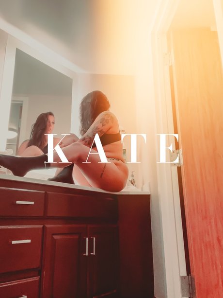 Обнаженная фотография утечки OnlyFans от Kate