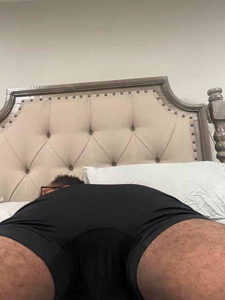 Alaston vuotanut OnlyFans-kuva Randal Skinner