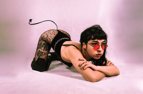 Naken läckt OnlyFans-bild av Hex