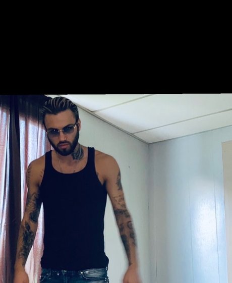 Foto nua vazada do OnlyFans de Italian Fyp