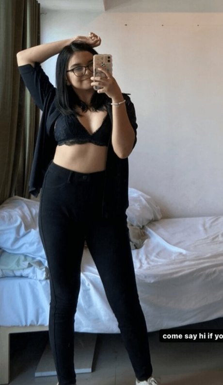 Alaston vuotanut OnlyFans-kuva Sugaushi