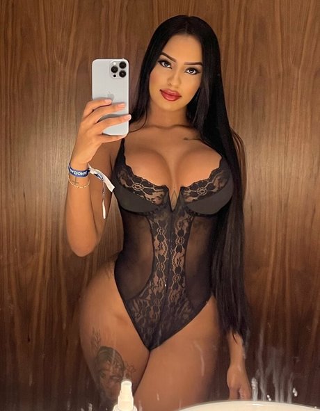 Обнаженная фотография утечки OnlyFans от Catharina Gama