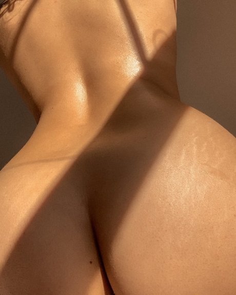 Nuditax