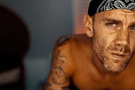 Naken läckt OnlyFans-bild av Brad Bronton