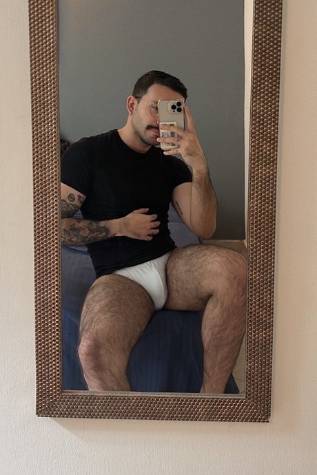 Naken läckt OnlyFans-bild av Mauro