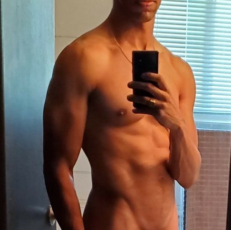 Naken läckt OnlyFans-bild av Slide In You