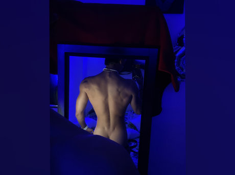 Naken läckt OnlyFans-bild av Juandavidg