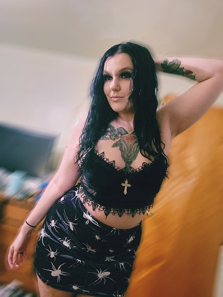 Naken läckt OnlyFans-bild av Lili Addams