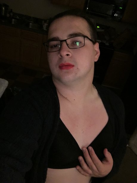 Naken läckt OnlyFans-bild av Sophias Sinns