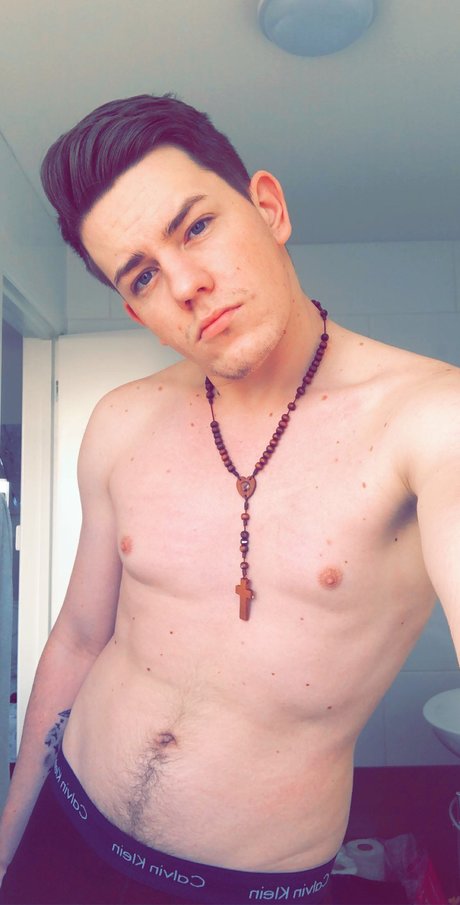 Naken läckt OnlyFans-bild av Janis