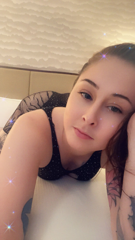 Naken läckt OnlyFans-bild av Nicole
