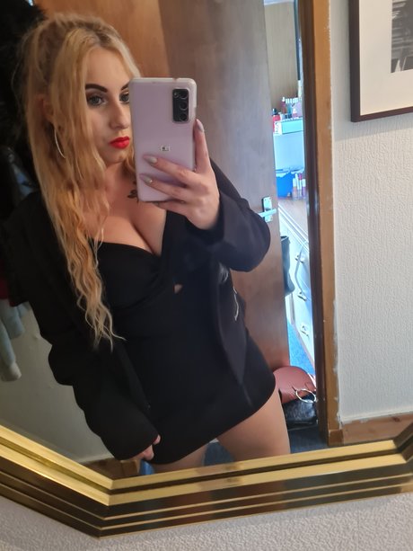 Naken läckt OnlyFans-bild av Tasha