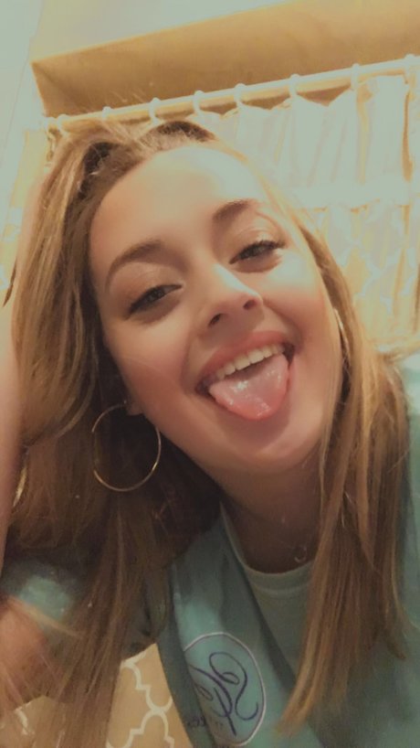 Naken läckt OnlyFans-bild av Jordan