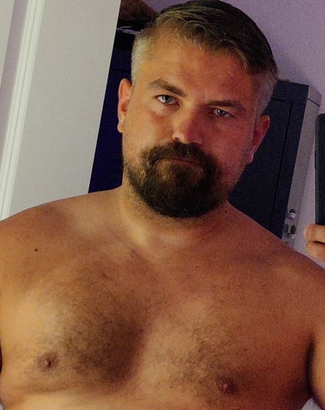 Nacktes geleaktes OnlyFans-Foto von Thor Bullox