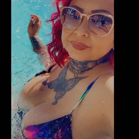 Naken läckt OnlyFans-bild av Stoner Babe