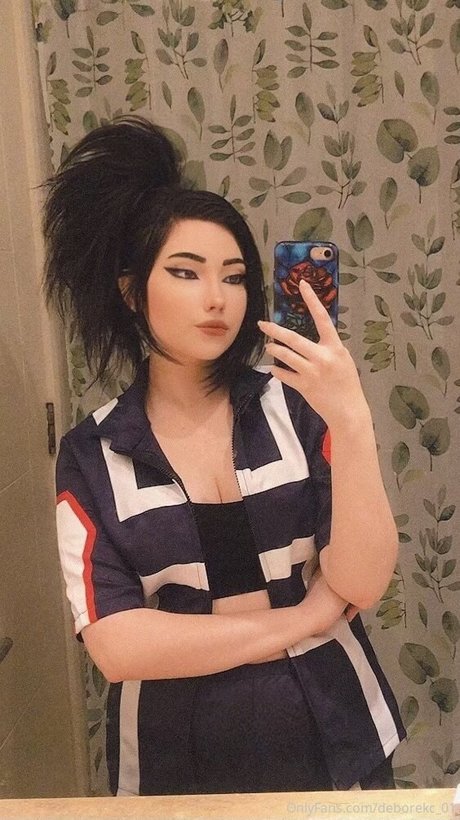 Alaston vuotanut OnlyFans-kuva The Original Akali