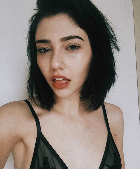 Savannah Brown
