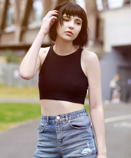 Savannah Brown