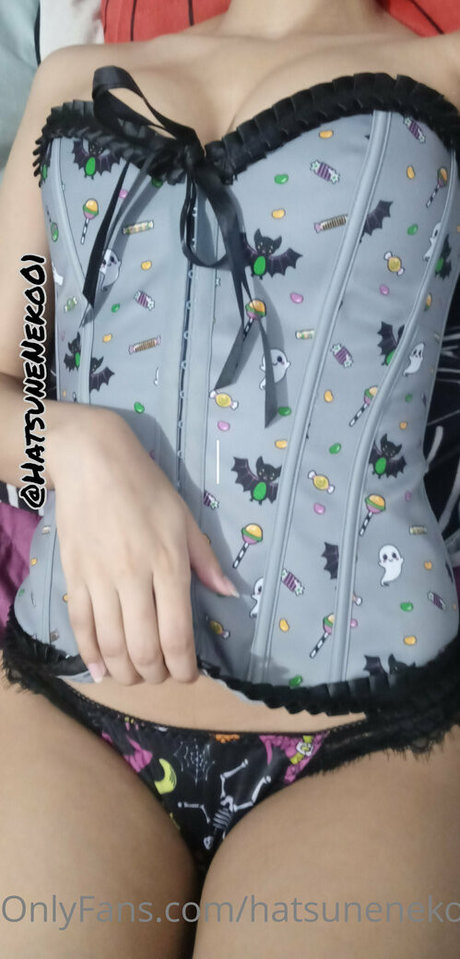 Hatsuneneko01