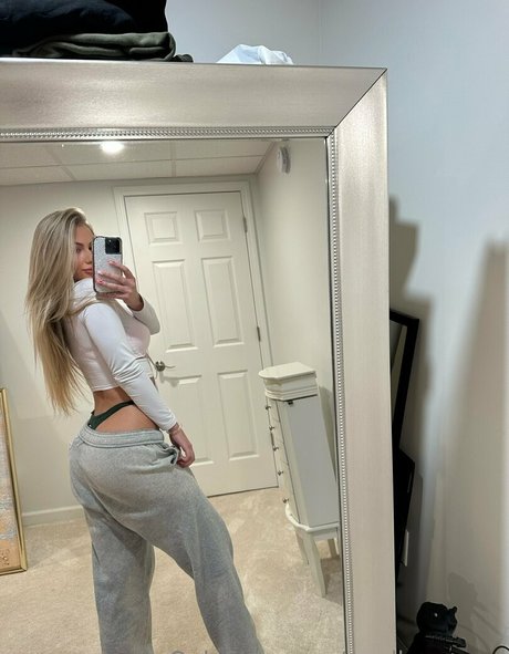 Noelleeexoxo