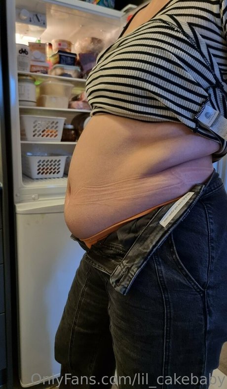 Lilcakebaby  nude leaked OnlyFans photo