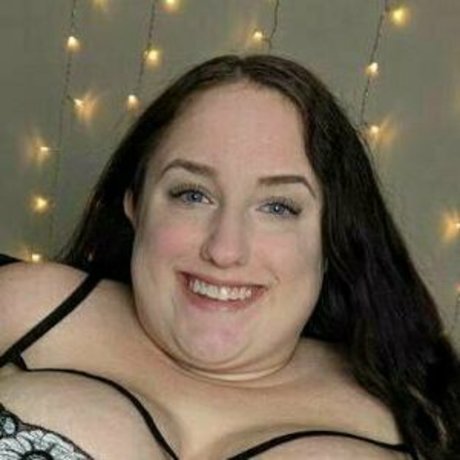 Alaston vuotanut OnlyFans-kuva Thiccmochahips